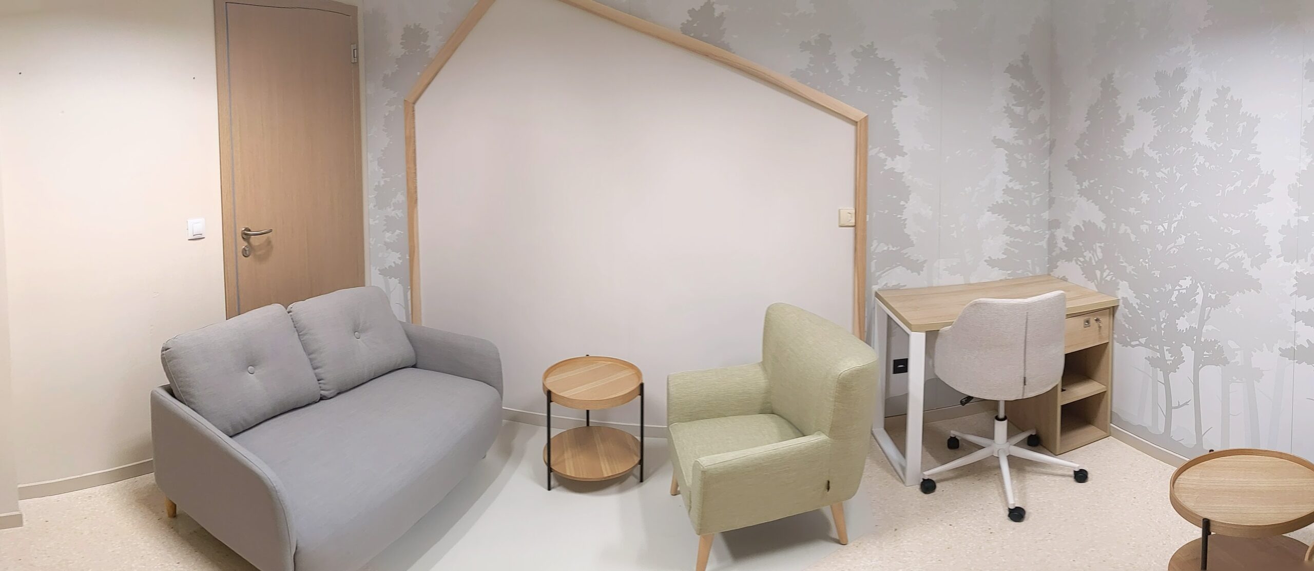 Reforma Sala Espera UCI Pediátrica